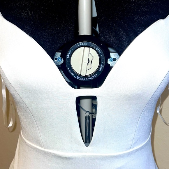 Bebe. Dress - Picture 3 of 15